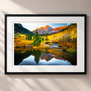 Echoes Of Autumn Classic Midnight Black Frame